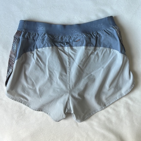 Outdoor Voices lightspeed run shorts - Picture 4 of 9